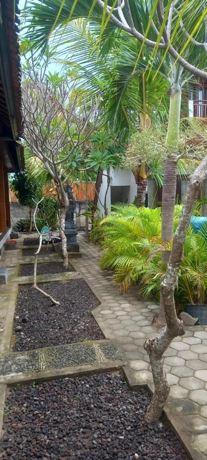 Swara Homestay 2 Lembongan Exterior photo