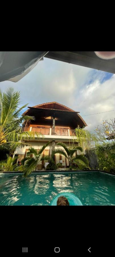 Swara Homestay 2 Lembongan Exterior photo
