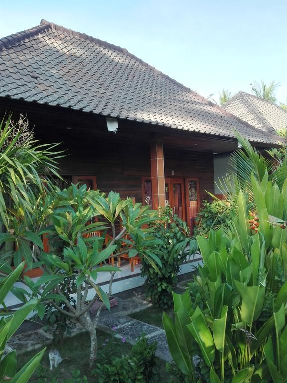 Swara Homestay 2 Lembongan Exterior photo